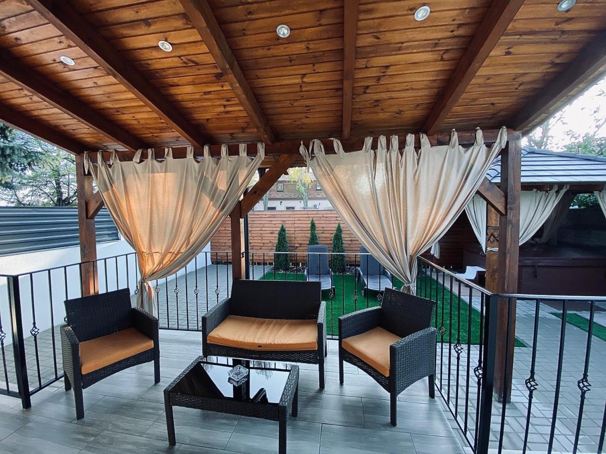 Hotel Lotus Hermina-major 外观 照片