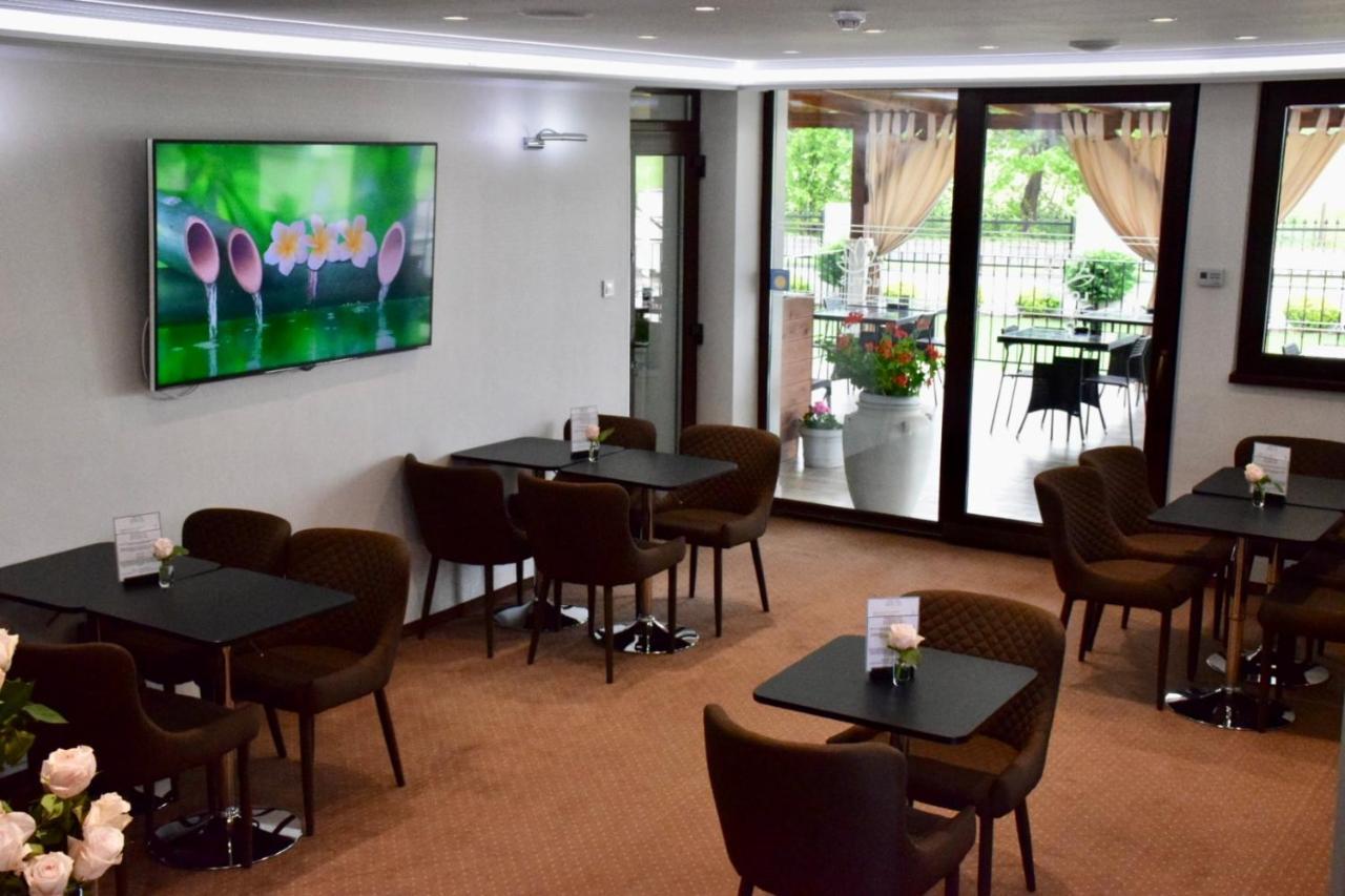 Hotel Lotus Hermina-major 外观 照片